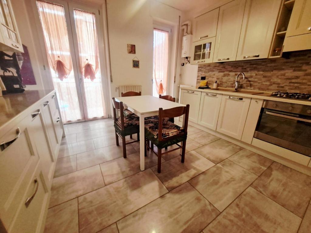Ganymede Apartment by Quokka 360 - A Short Walk from Como Borghi Station - 3