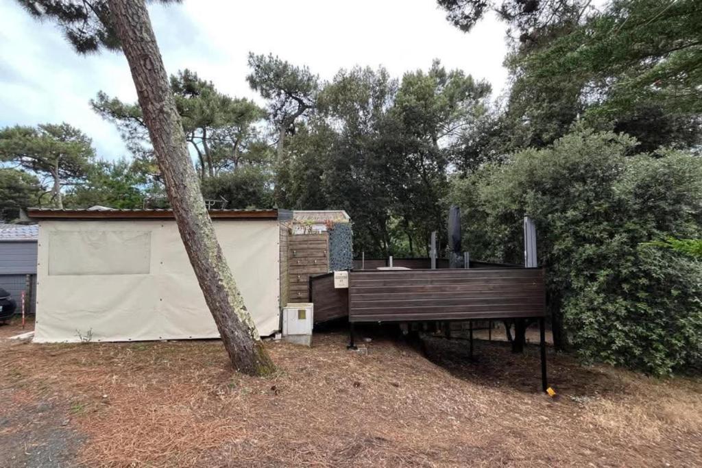 Bright chalet close to the beach and town centre - 1
