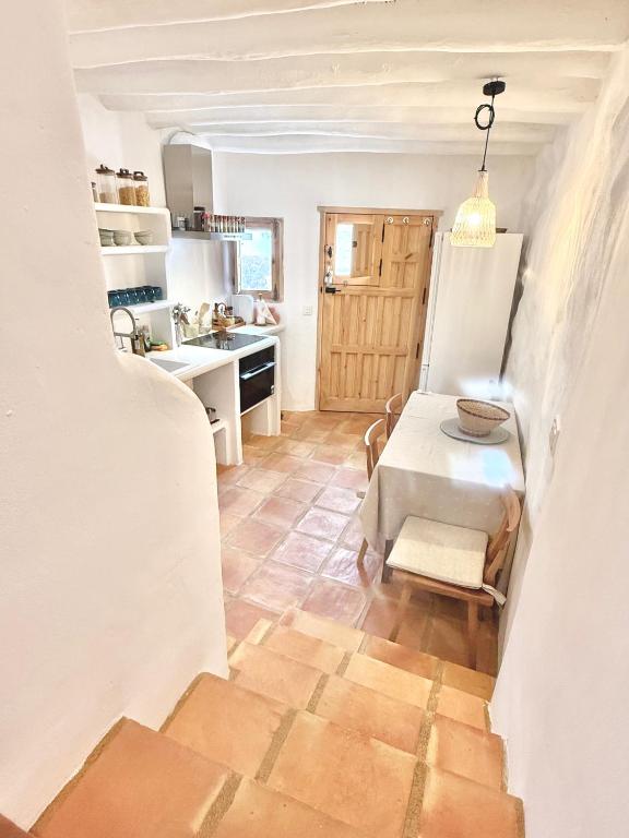 Charming Historic Townhouse with a Patio and Private Terrace in Mojácar Pueblo - 3
