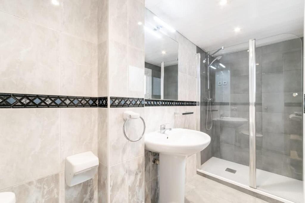 Charming central gem in Poble Sec - 4