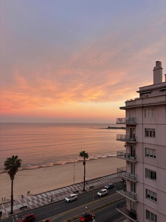 Frente al mar - 2