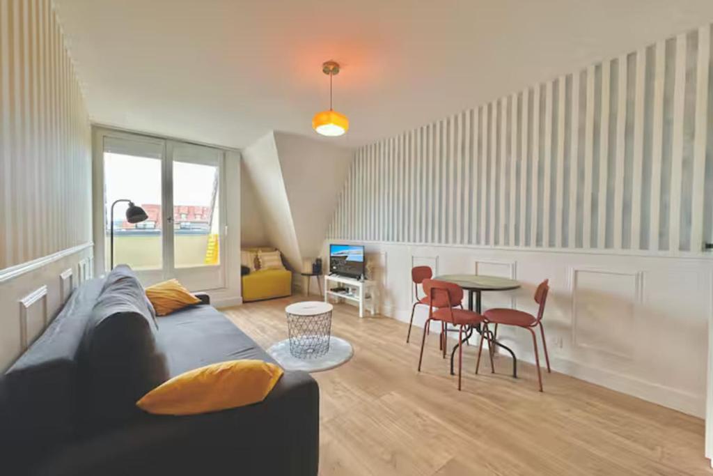 Studio with balcony in Villers-sur-Mer - 3