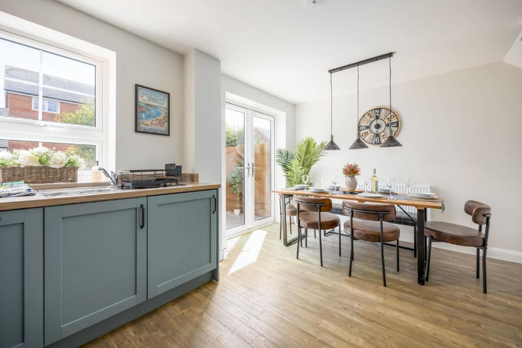 Moontide - Coastal Family Home near Poole Harbour photo 8