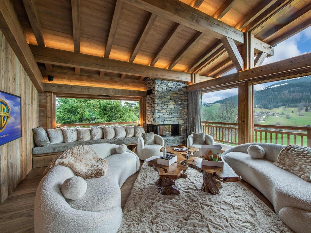 Chalet moderne avec piscine intérieure et hammam - FR-1-569-76 - 1