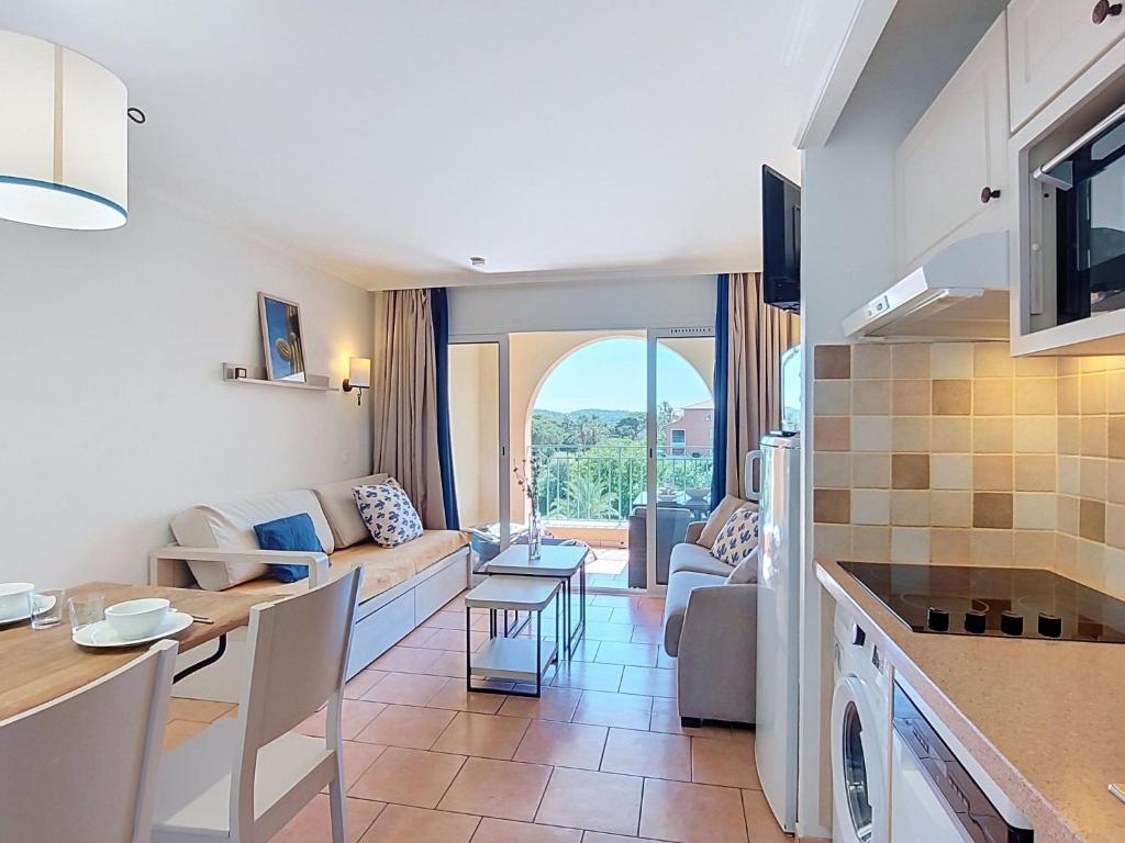 Apartment Les Calanques Spa Thalassothérapie-5 by Interhome - 3