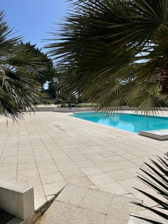 Appartement avec piscines et jardin proche plage - 2