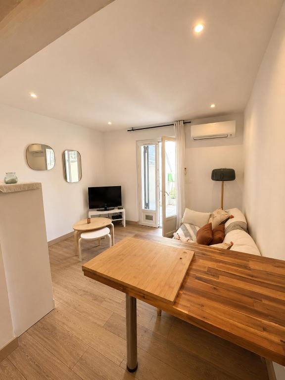 T2 Climatisé avec Parking Privé & Terrasse Canet-Plage - 5