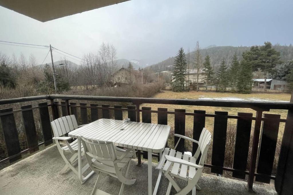 55sqm flat balconies Pra-Loup view - 2