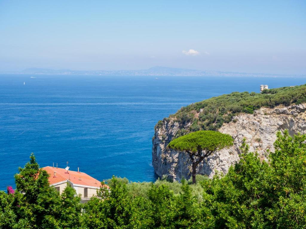 Vervece Apartment - Panoramic, Spacious with Seaview - 5