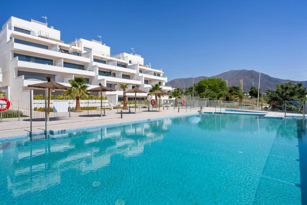 Peaceful Estepona Escape with Terrace Pool - 3