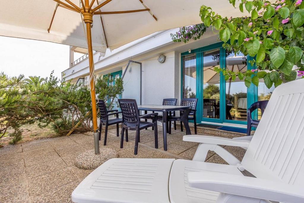 Apartments Villa Ana photo