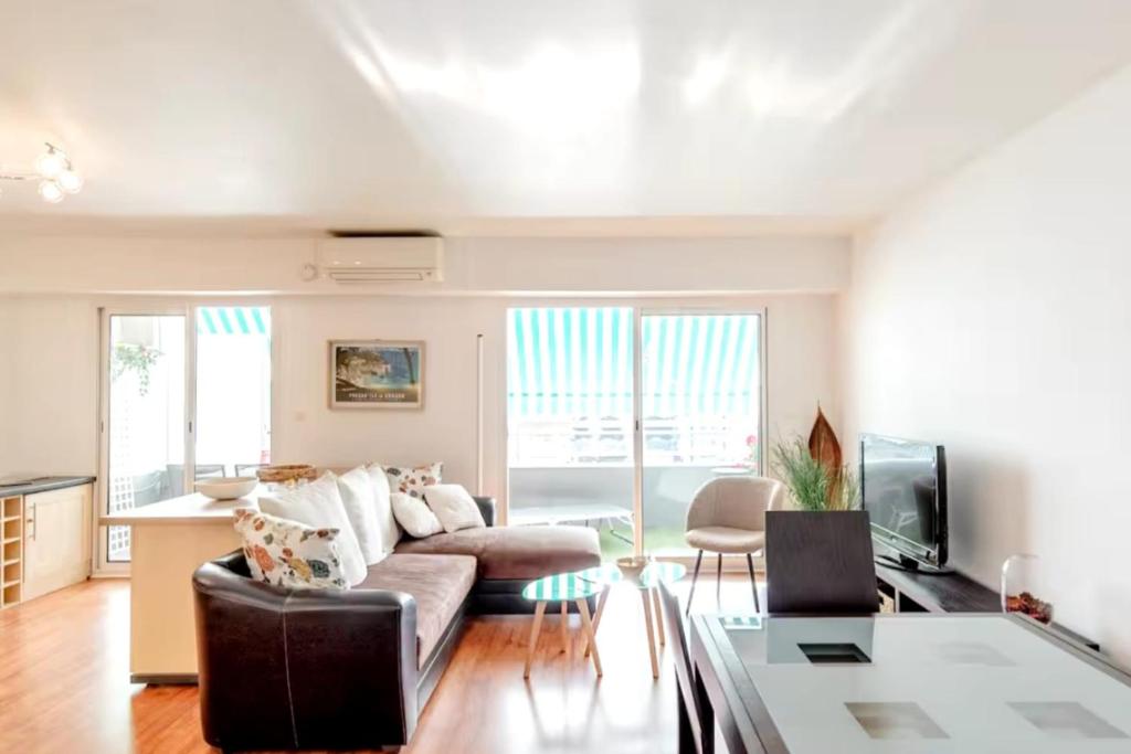 Appartement avec balcon et parking privé à Cannes - 1