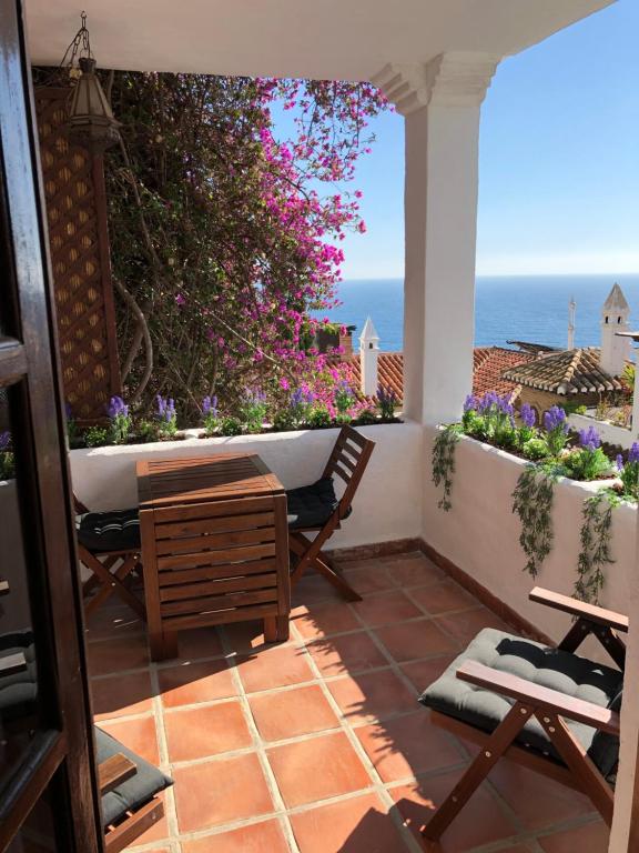 Charming idyllic sea view house - 3
