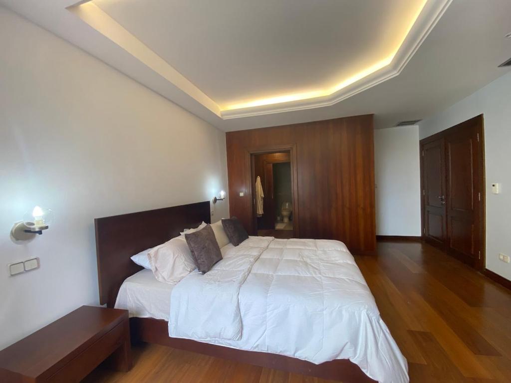 Luxurious Hilton Colon Suite - 3