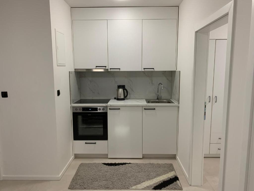 Eloria Apartments - 5