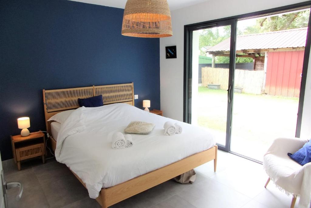 Maison contemporaine spacieuse avec jardin - 5