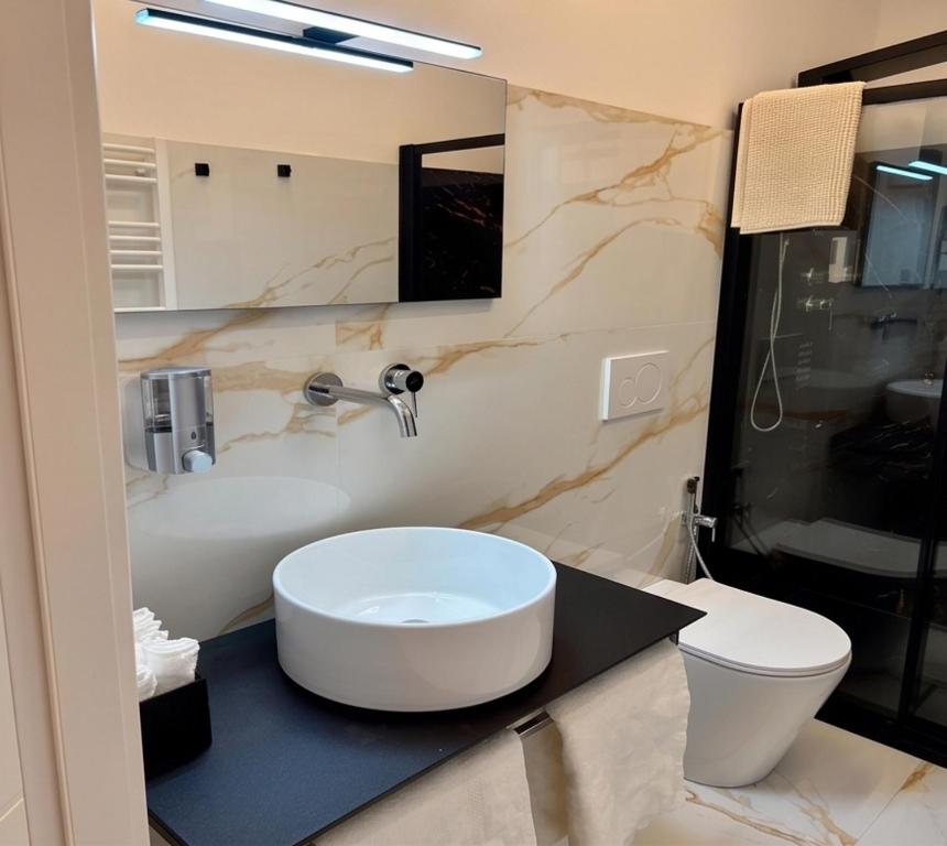 Paduina Boutique 3 Person Apartment - 2