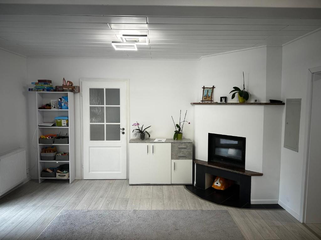 4 Room Apartment with Balkon in Heidingsfelds Center - 4