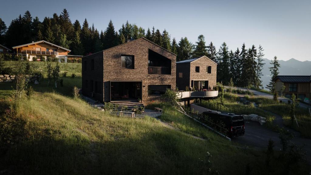 Modernes Architektur-Chalet mit Alpenpanorama - 1