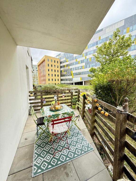 Grand T3 lumineux - Proche centre ville avec terrasse et parking - 4