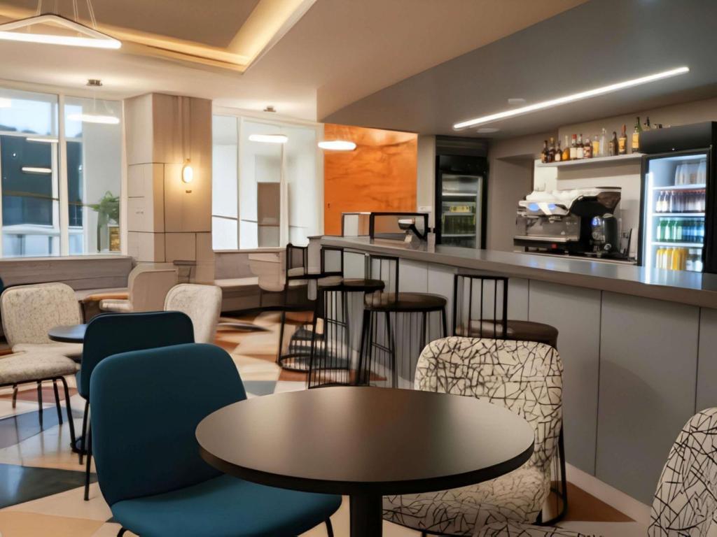 Bar/lounge