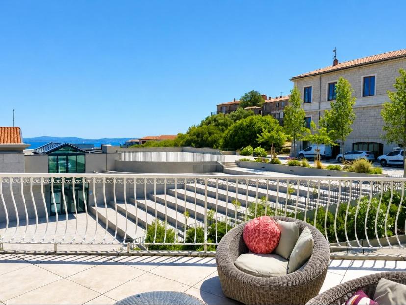 Appartement de charme avec terrasse Centre Porto-Vecchio - 3