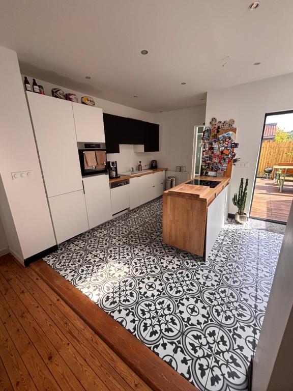 Maison Jacuzzi - 5
