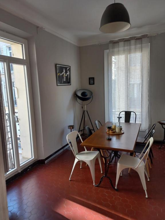Appart 6 personnes, 3 chambres, très bien situé Centre - 4