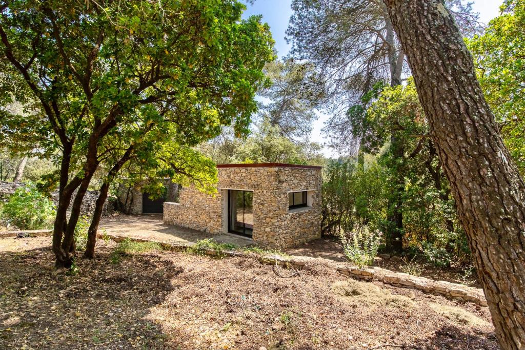 villa d'engance et ses dépendances - 2