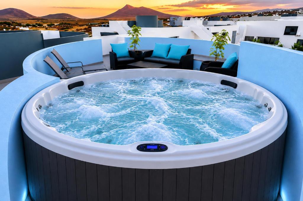 Ático de Lujo con Jacuzzi Privado en Azotea Vistas - 1