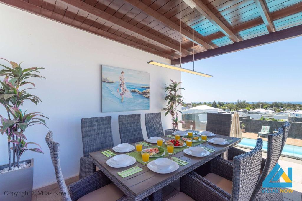 Villa Lobos - Retro Family Villa by Villas Now - 5