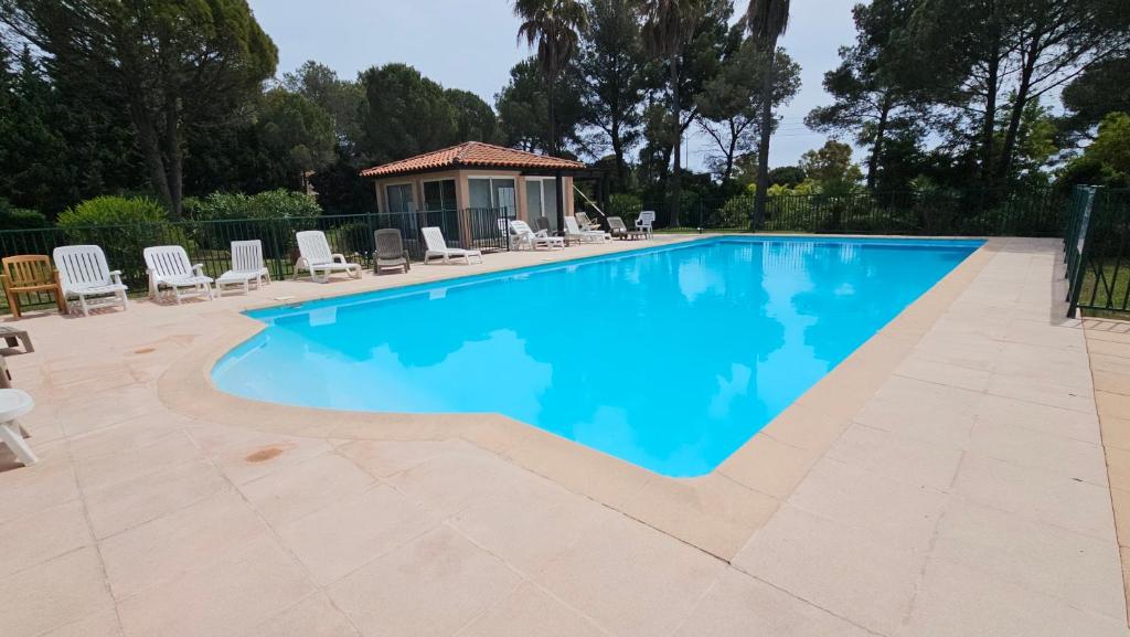 Apartment Gioia, strandnah, familienfreundlich, Garage, Pool by Riviera Homelife Managment - 1