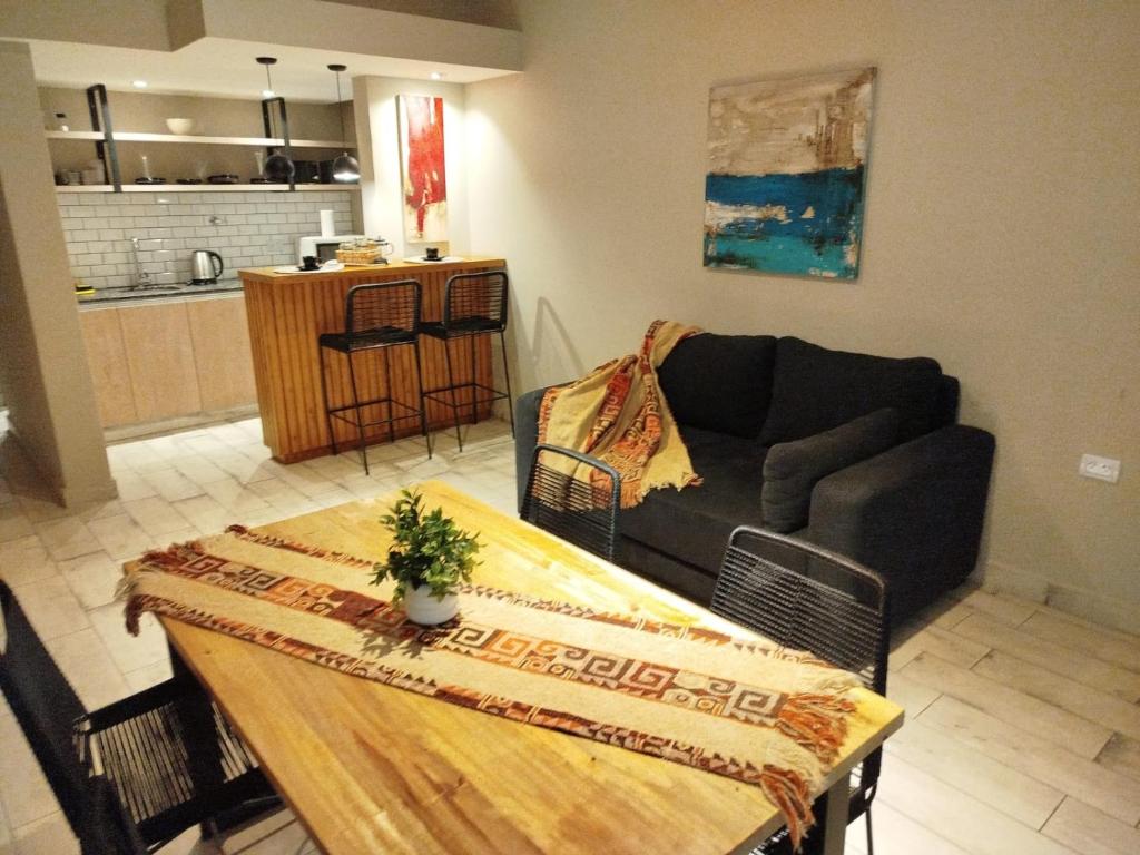 Moderno departamento cerca del Parque Gral San Martin - 3