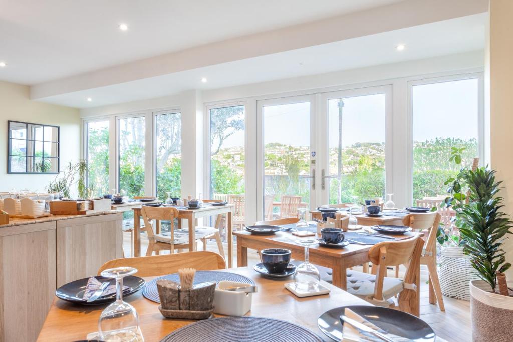 Avoncourt Lodge, Ilfracombe photo 4