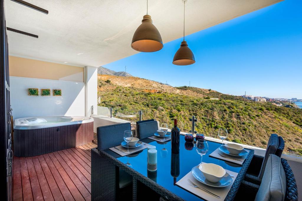 Carvajal Luxury Apartments - Free Parking - 2