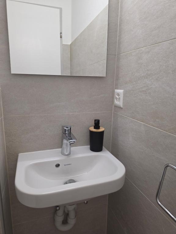 Diana 1 appartement spacieux 5 pièces - 2