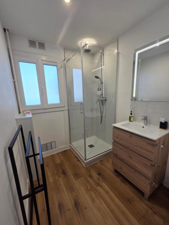 Mayol Apartment Heart of Toulon and Harbor View - 2