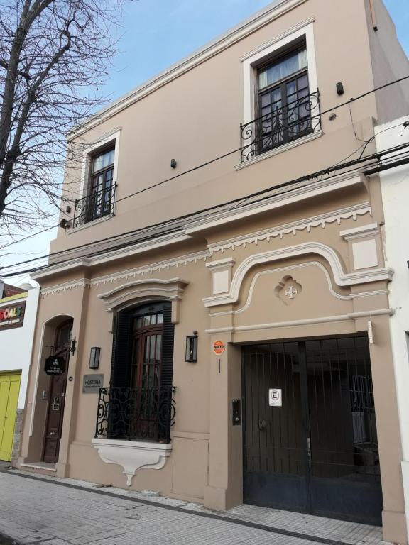 Hosteria NH - 1