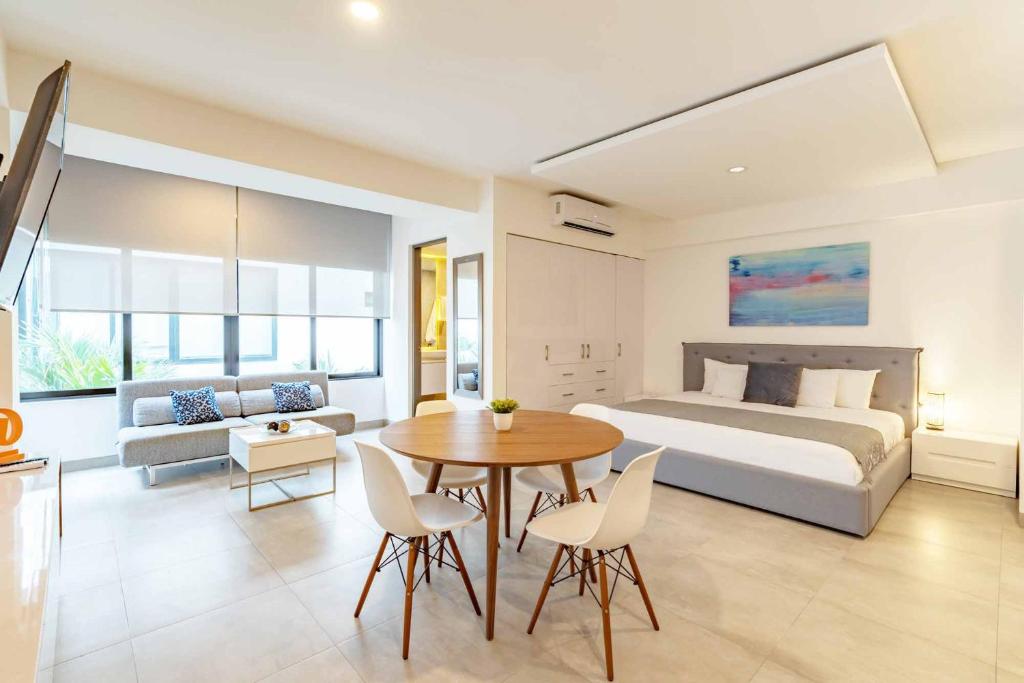 Stylish Urban property close the 5th - 1