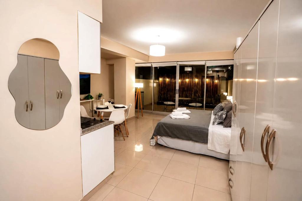 Apart en Belgrano Centro con Pileta y Gym - 1
