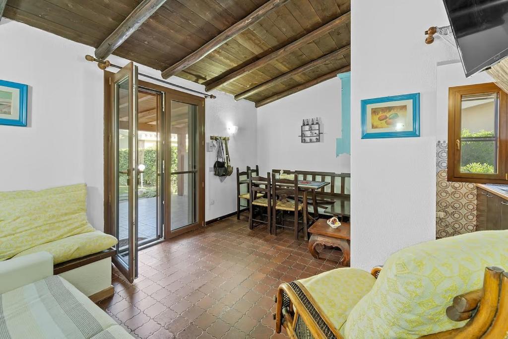 Blue Oasi, 50m from the beach, Garden & BBQ - 2