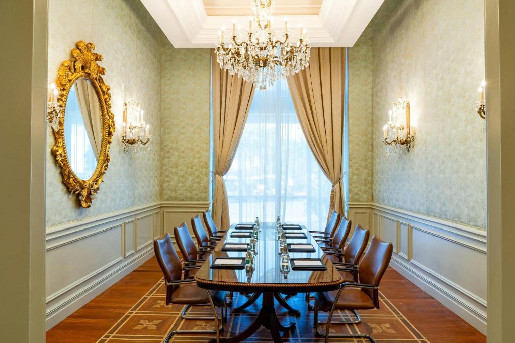 Meeting room / ballrooms