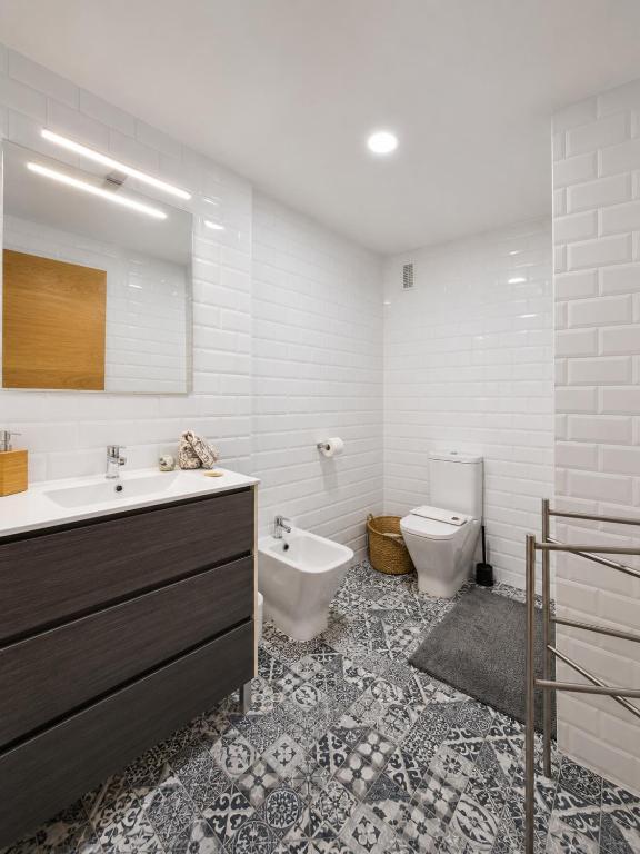City Center Penthouse by NRAS - 5