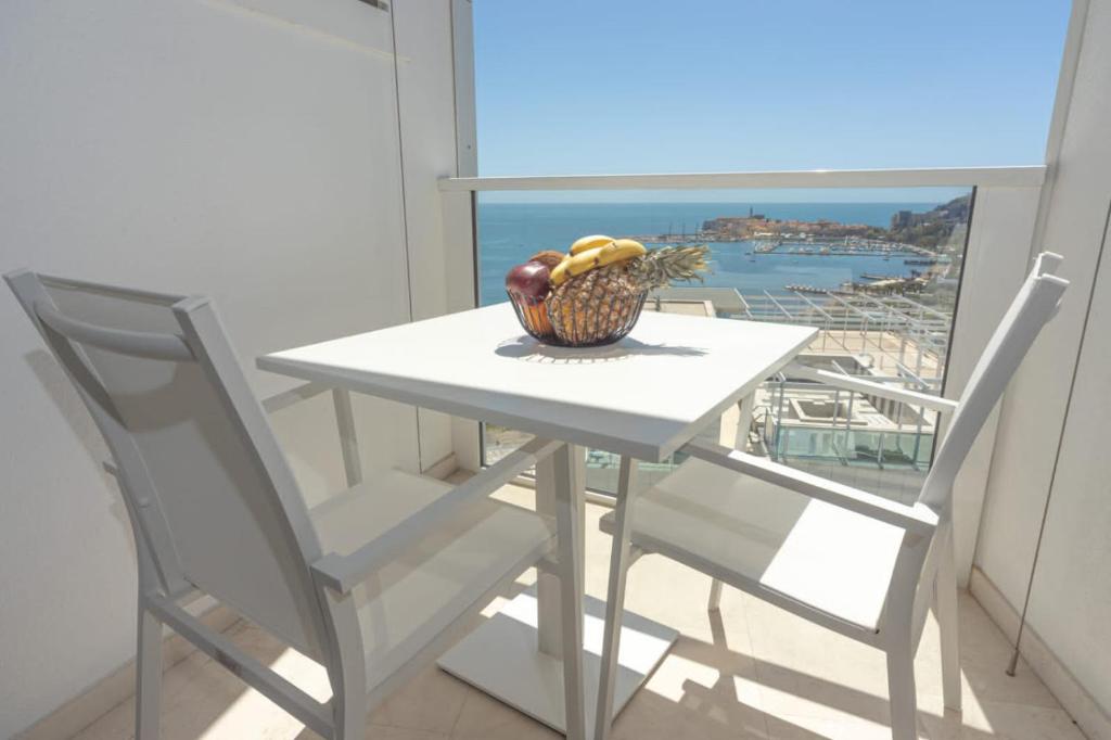 Tre canne sea view flat with free parking& pool - 2