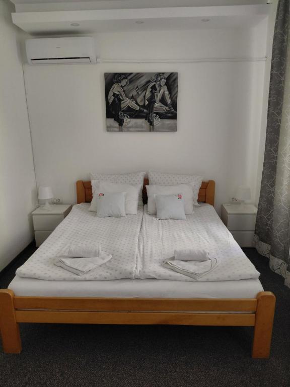BUDGET Guest Room in Central Pedestrian Zone - Renovated - 2