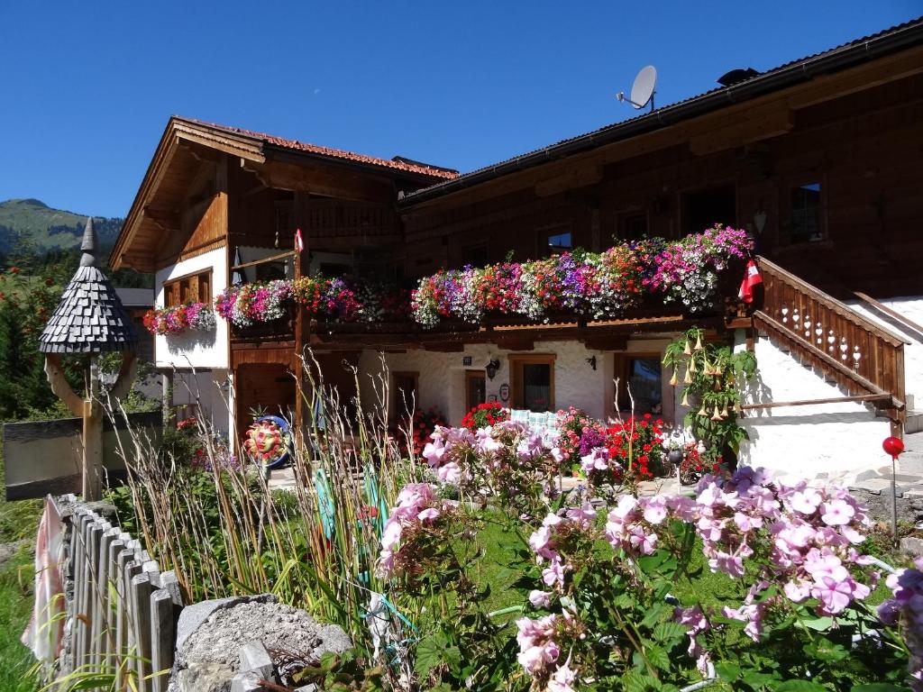 Badhaus - 2
