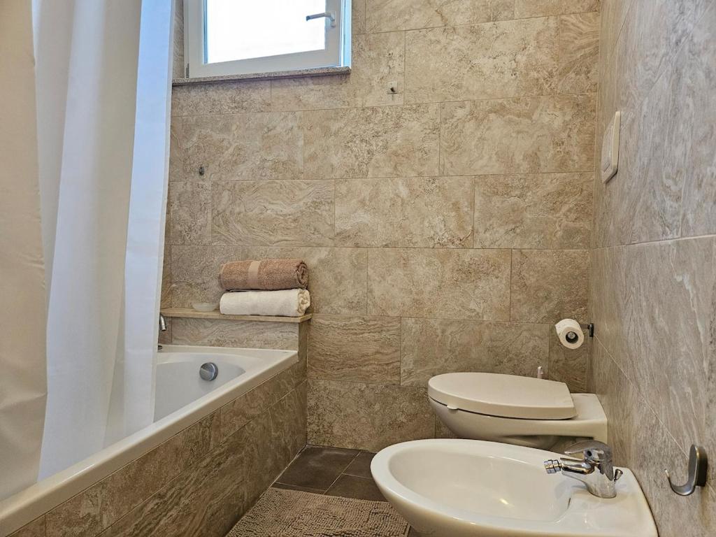Casa Serena - Relax e Privacy a Soli 10 Minuti dal Lago di Bolsena - 2