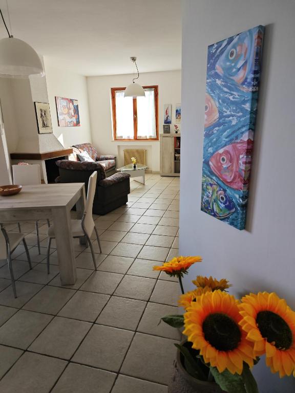 R41 - Numana: trilocale con due camere doppie - 3