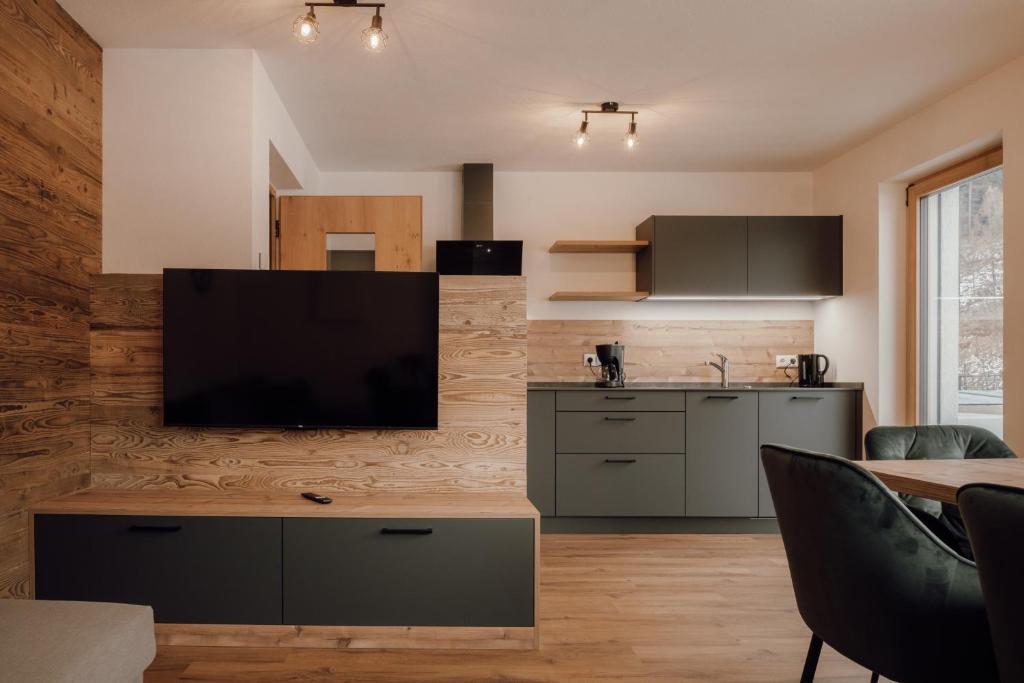 Hochland Apartments - 3