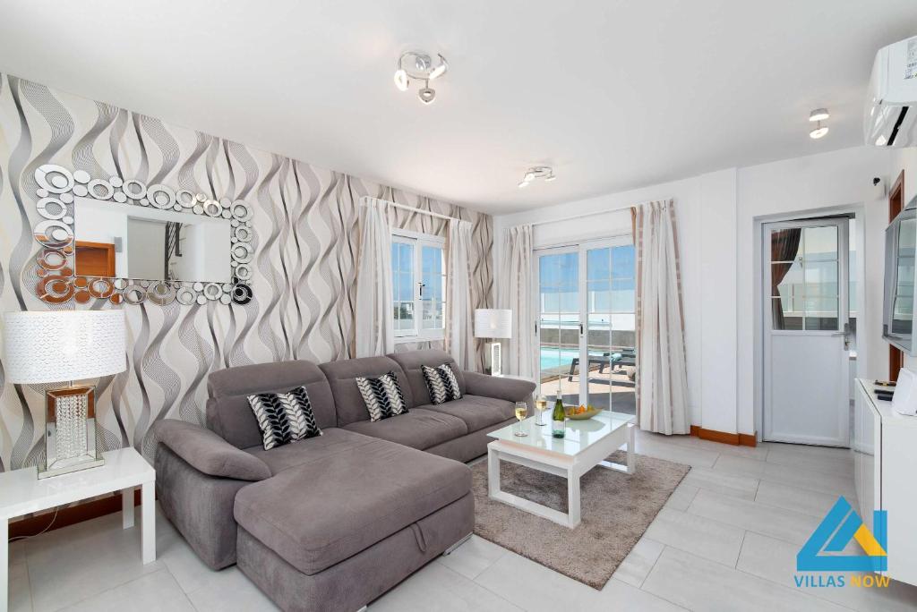 Villa Amaia by Villas Now Ltd - 4